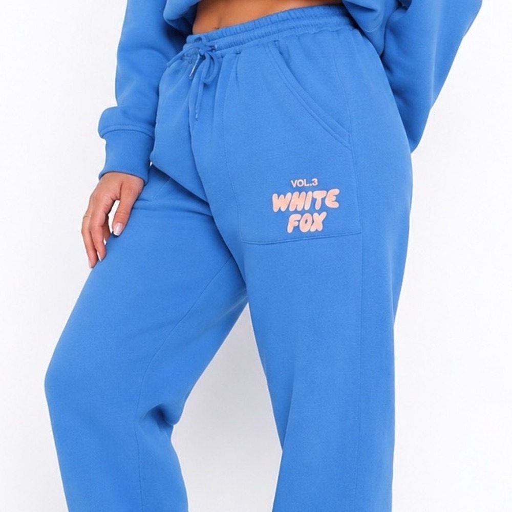 White Fox Vol. 3 Joggers Sweatpants Womens XS Blue Azure‎ Logo Fleece Lounge